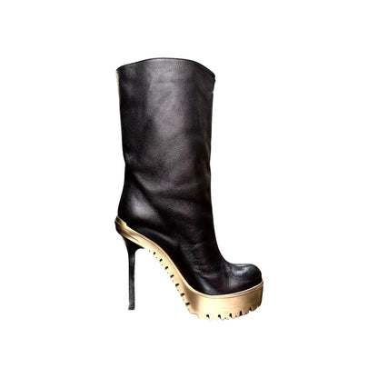 YVES SAINT LAURENT BLACK LEATHER BOOTS