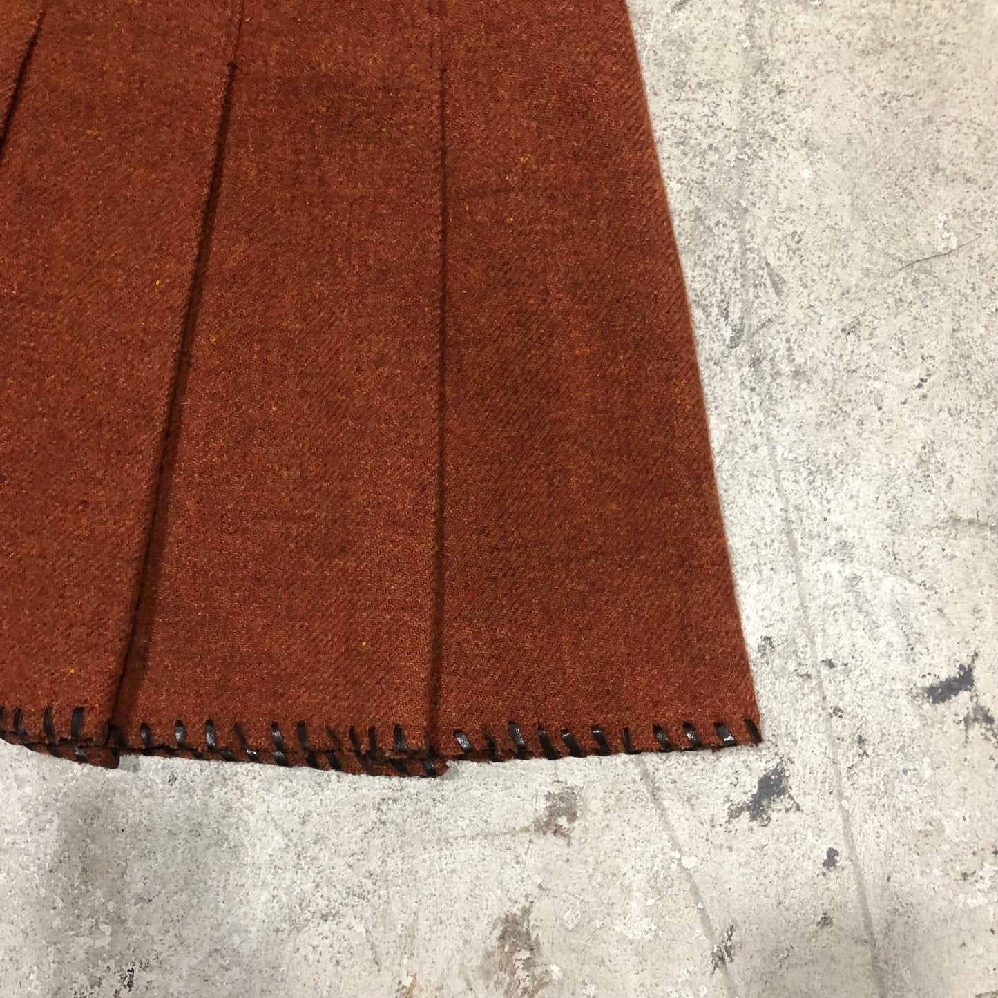 MIU MIU TWEED SKIRT