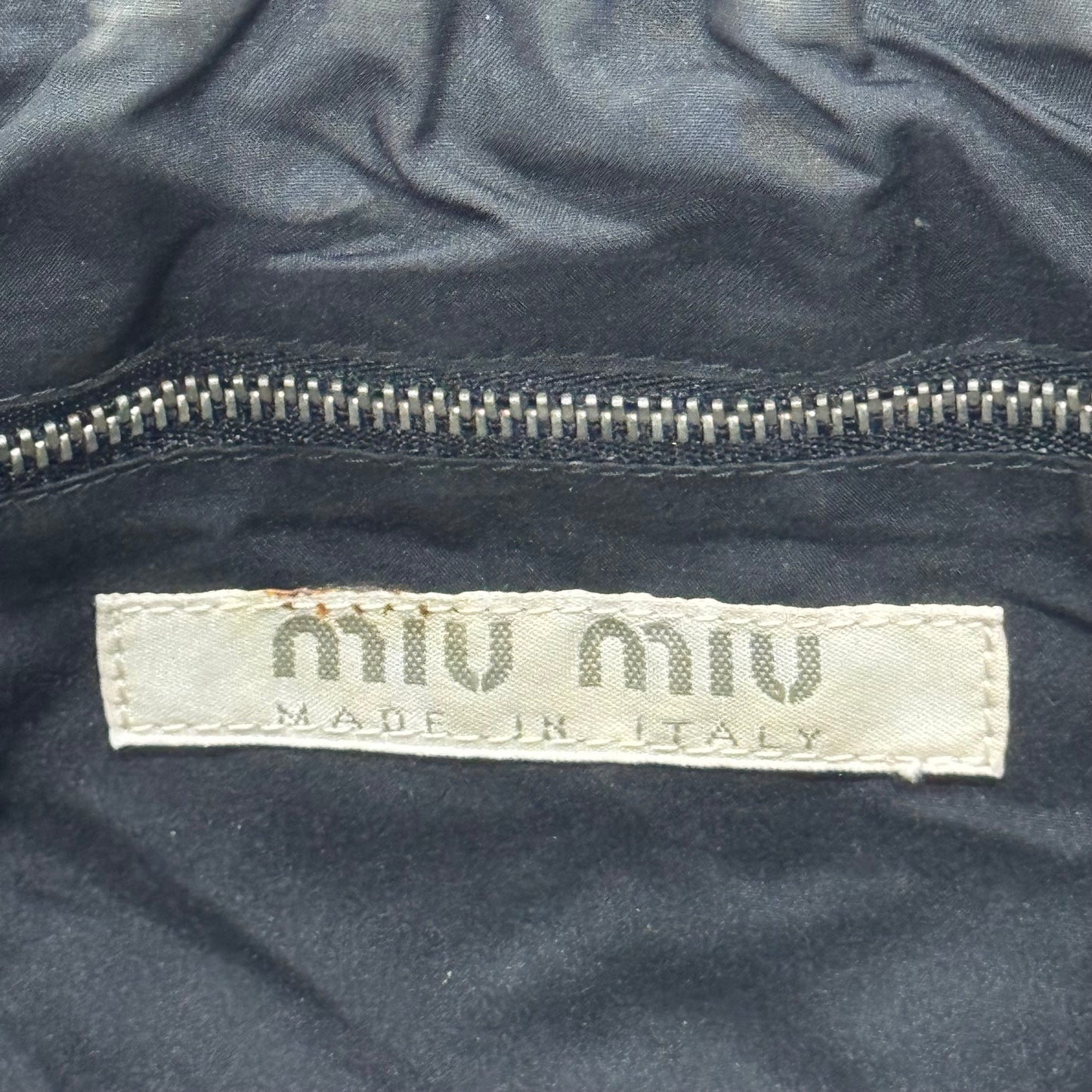 MIU MIU2000S BLACK&WHITE STITCHES SHOULDER BAG