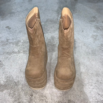 Vintage chunky platform brown boots