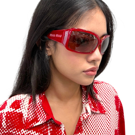 MIUMIU RED WRAP AROUND SUNGLASSES