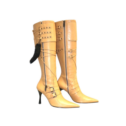 VINTAGE YELLOW BOOTS WITH FUR PENDANT