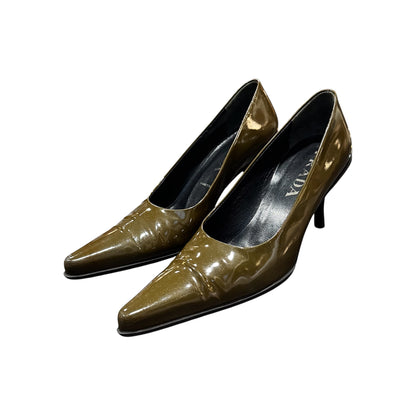 PRADA KHAKI PATENT LEATHER HEELS
