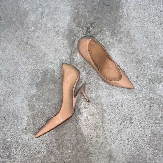 Maison Margiela nude cut out heel pumps