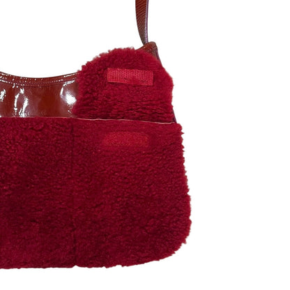 MIU MIU FW1999 RED MOUTON SHEARLING PATENT LEATHER CROSSBODY BAG
