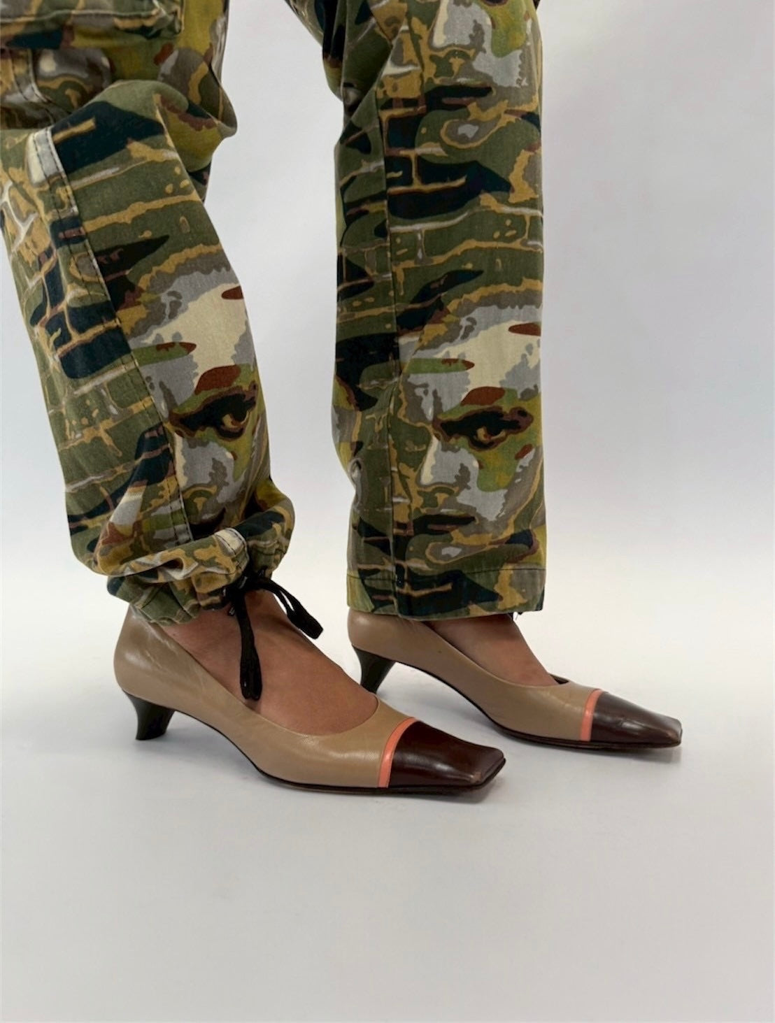 PRADA BEIGE LEATHER BROWN BLOCK HEELS