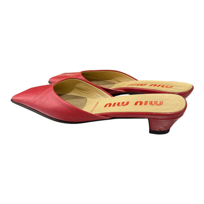 MIU MIU 1990S RED LEATHER SQUARED TOE KITTEN HEELS