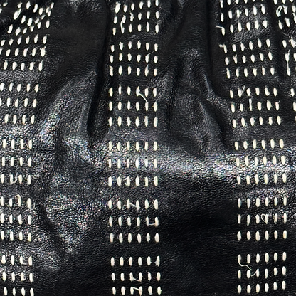 MIU MIU2000S BLACK&WHITE STITCHES SHOULDER BAG