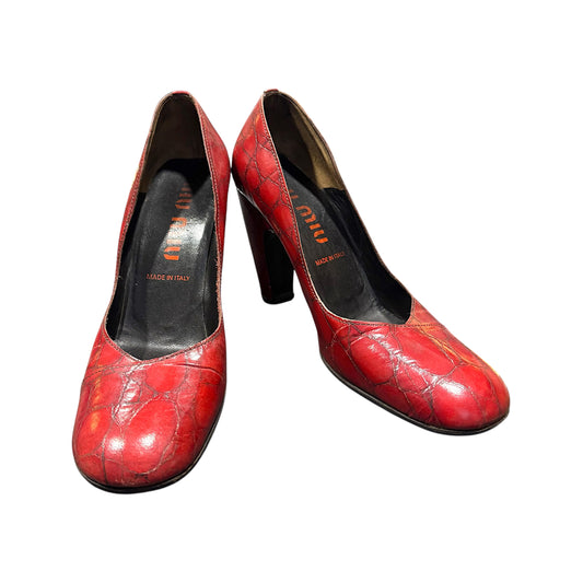 MIUMIU RED CROC LEATHER HEELS