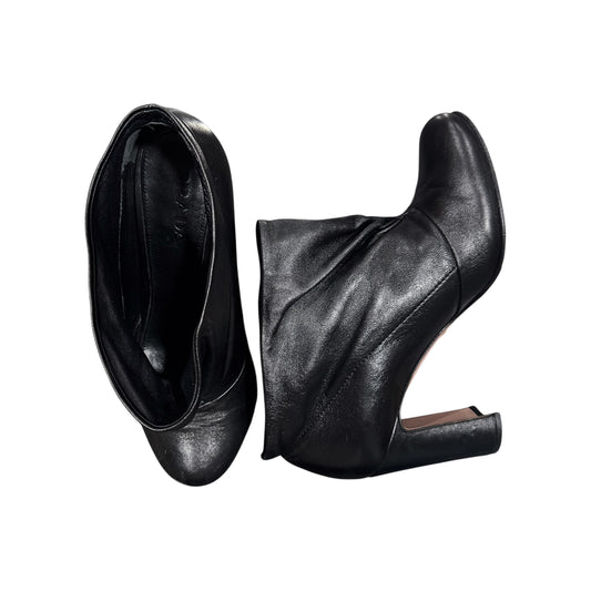PRADA BLACK SCRUNCH LEATHER ANKLE BOOTS