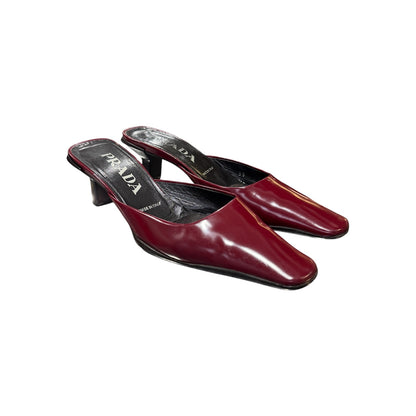 PRADA RED PATENT LEATHER MULES