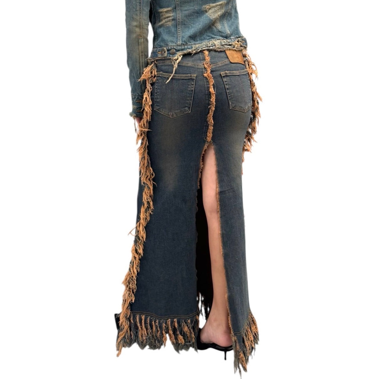 L.G.B DISTRESS HEM DENIM SKIRT