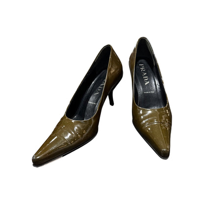 PRADA KHAKI PATENT LEATHER HEELS