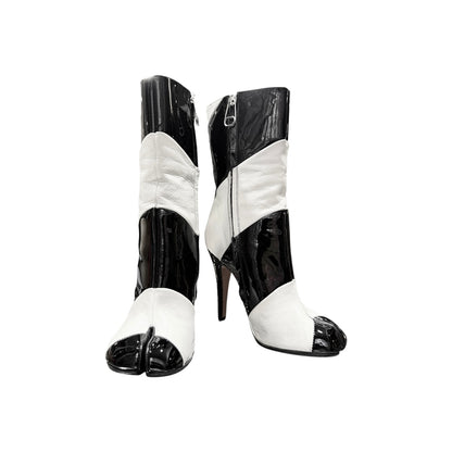 MAISON MARGIELA B&W STRIPED TABI BOOTS